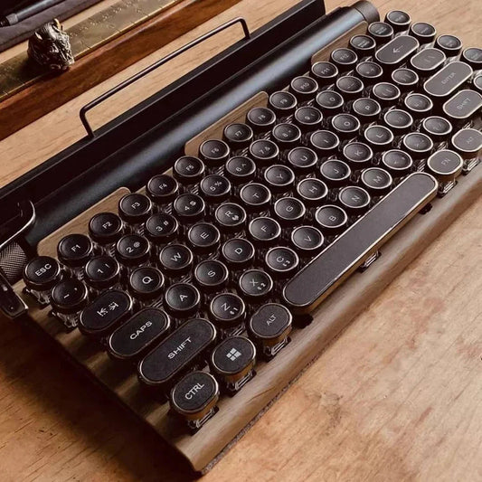 Venator™ Premium Typewriter Keyboard